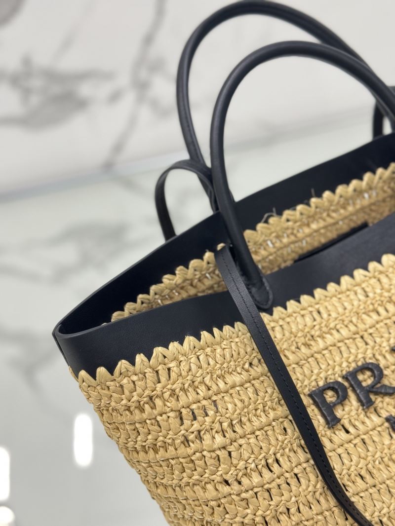 Pra*a tote bags